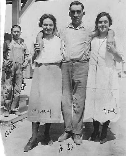 Anthony, Carrie, Maria, Aubrey, Taft 1922